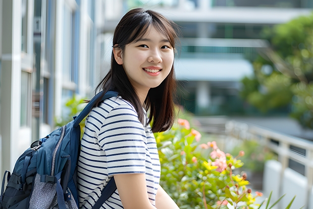 河北财经大学的研究生 和 山西财经大学的研究生 哪个学校的好考一些